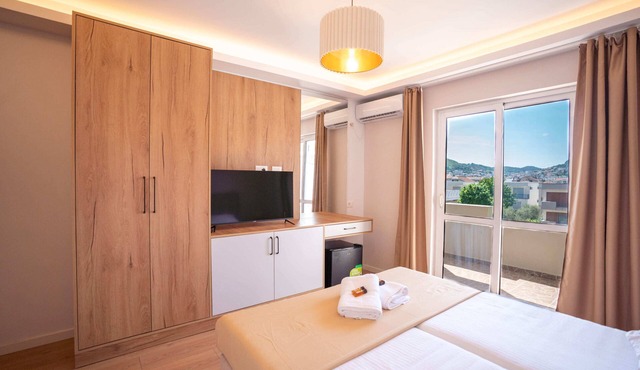 iLLYRIA HOTEL