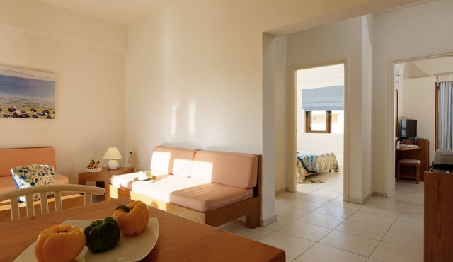Indigo Mare Hotel Apartments in Platanias