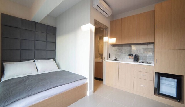 Inviting Stay at AKVA | Terrace & Comfort