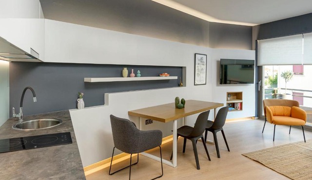 Ioannina In - central & modern apt 36m2 lake view