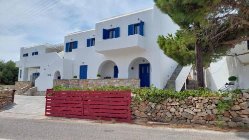 Ioli Apartments