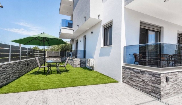 Ireon Luxury Suites 1 by RentalsPro - Nea Plagia Halkidiki