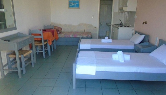 Irida Apartments. One-Bedroom Apartment with Sea View (3 Adults) in Georgioupoli