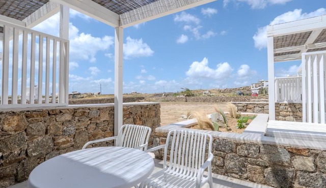 Jo&Co Mykonos Nature Suites N5
