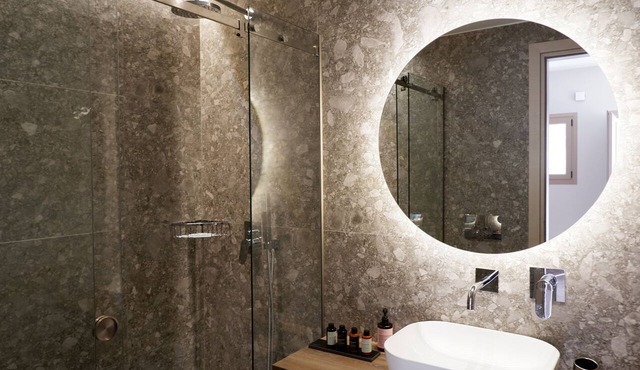 Kaiser Luxury Suites in Corfu
