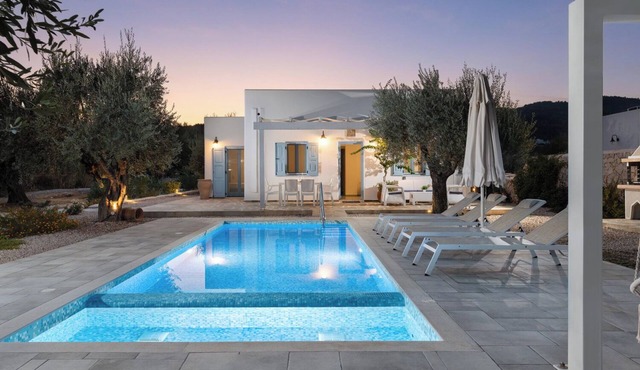 Kalathos Galazio - Two Bedroom Villa, Sleeps 4 in Kalathos