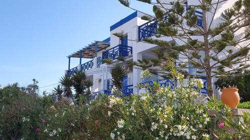 Kalliopis Apartment in Azolimnos Syros