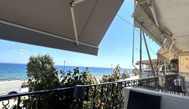 Kalyves Seafront Apartment - Halkidiki
