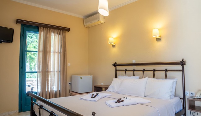 Karavostasi Beach Hotel in Igoumenitsa