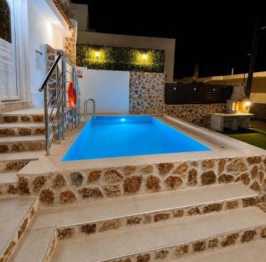 Katsaras Sunset & Pool House
