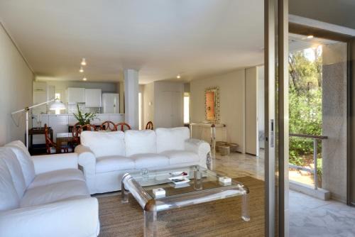 Kavouri Flat in Athens