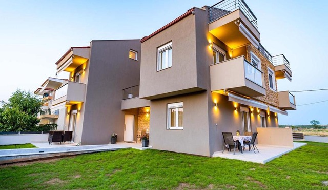 Kiosse Maisons by TravelPro Services Nea Flogita Halkidiki