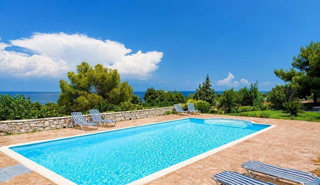 Koroni Akrita Residence, Venetico Seafront Charm in Koroni