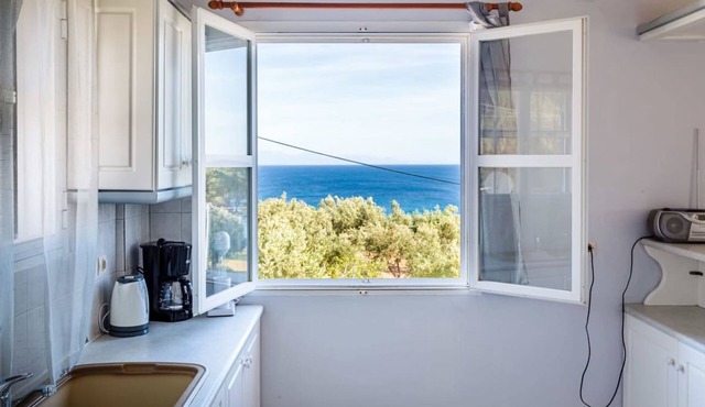 Koroni Seaview Retreat - Summer Romantic Escape in Pylos-Nestoras