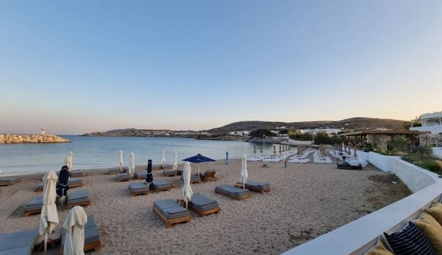 Kostantis Vacation Home - 70m From the Sandy Beach!