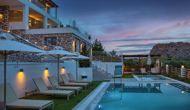 Kouros Stone Suites