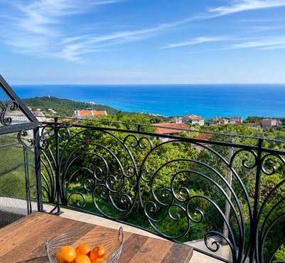Krimovica Sunset Spacious Apartment with Sea View and Pool