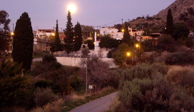 Ksa Sou traditonal Guesthouse 1 - Ideal for nature and history lovers in Mires