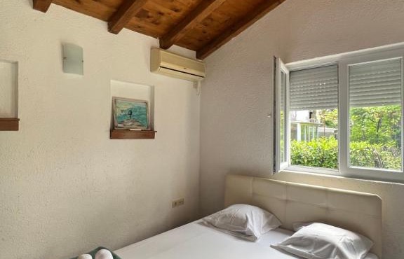 Ksenia Guesthouse Apartments and Studios