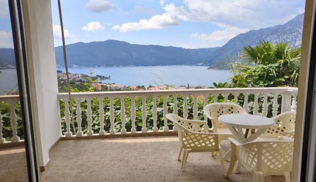 L & D Panorama Apartmani in Risan