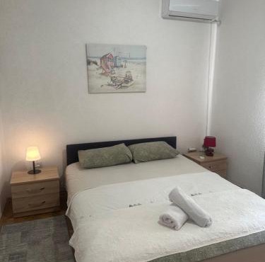 Lamour Apartment