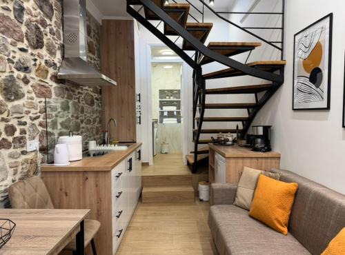 Laura's Loft