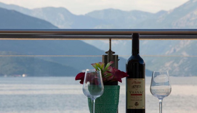 Leut Apartments in Tivat