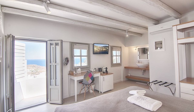 Lindos Comfy Suites in Rhodes