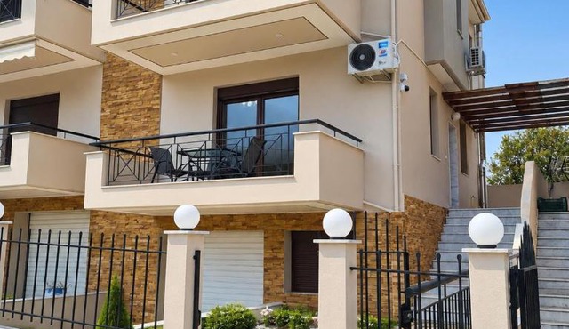 Lirtzis Deluxe Villa