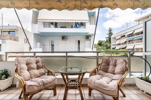Live like an Athenian!