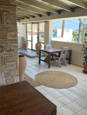 Lodge Modern Apartments - in Kalamaki Center, by ZanteWize in Zakynthos