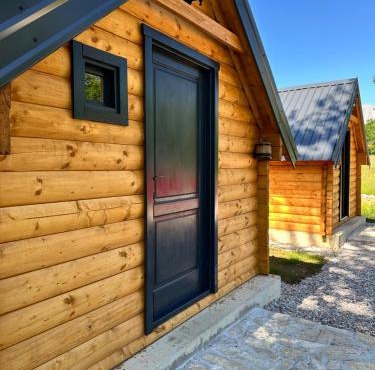 Log Cabin