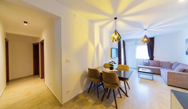 Lovely 2-bedroom apartment with AC in enchanting Sutomore