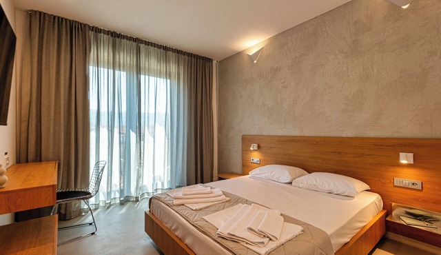 Lucciola Boutique Rooms