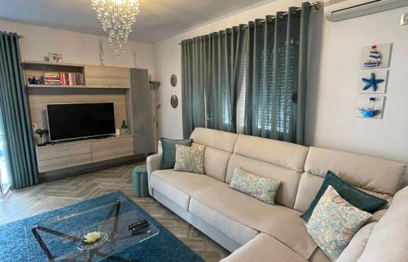 Lux Apartment MMS1