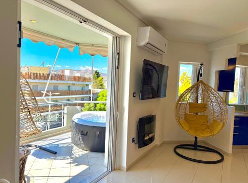 Luxury 3 Bedrooms Top Floor Villa 150sqm with 2 Private Jacuzzi Hydromassage & Underground Parking