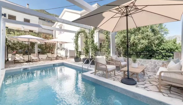 Luxury Villa with Sea View and Private Pool