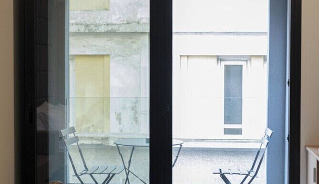 Magnificent Stay at AKVA Studio with Balcony