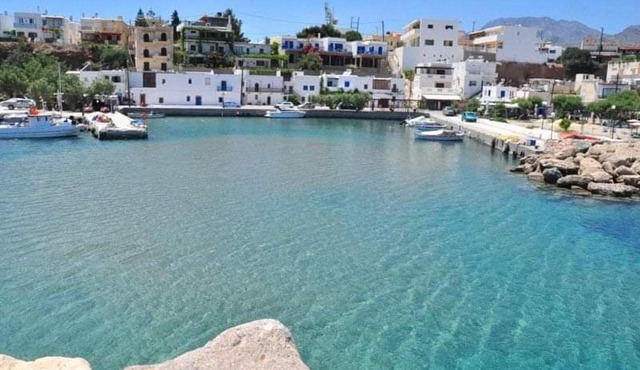 Makrygialos sun and sea home in Makry Gialos