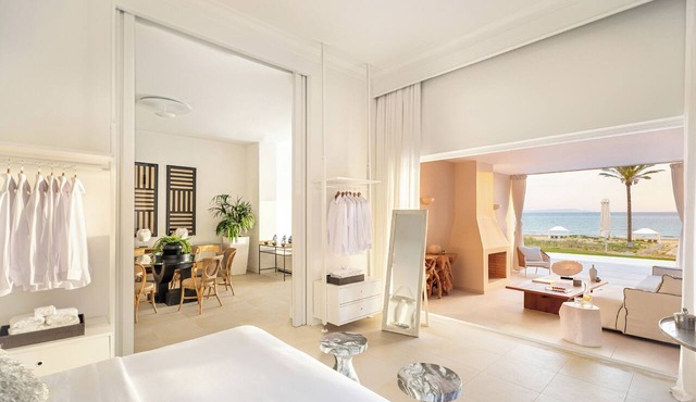 Mandola Rosa, A Resort to Live