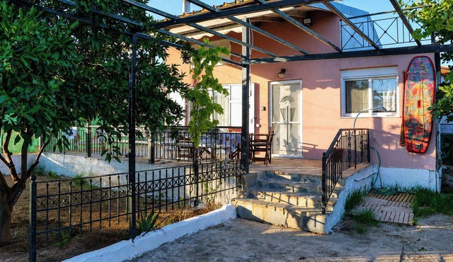 Marathon Coast Home - 2BR Private Yard by ΜΡS in Marathonas