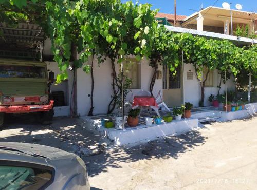 MARITSA COUNTRY HOME in Fternón