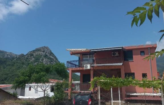 Markos Apartments Sutomore
