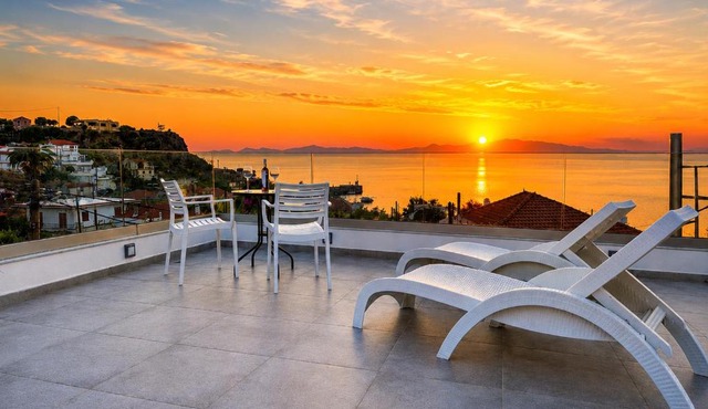 Mary's luxury apartment Elaia in Monemvasia