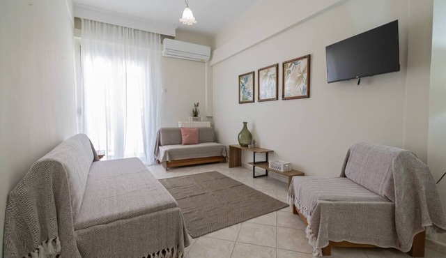 MelMare Verde Apartment by RentalsPro in Nea Moudania