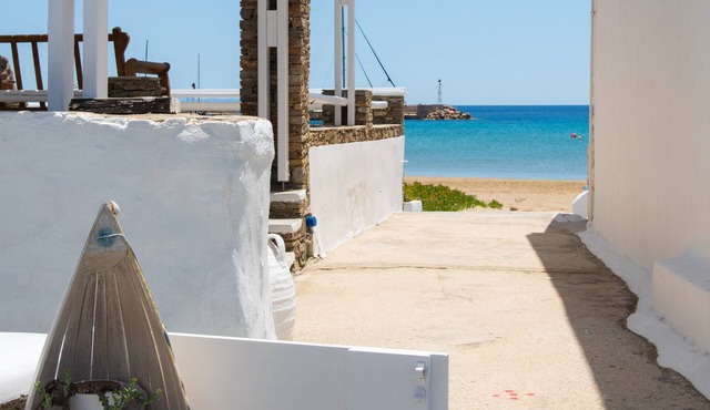 Miles Away Sifnos - Beachfront House