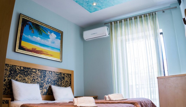 Milonas House Apartments