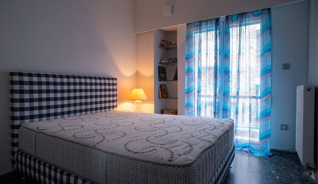 Modern - Lux 1 Bedroom Condo 15 m from Acropolis