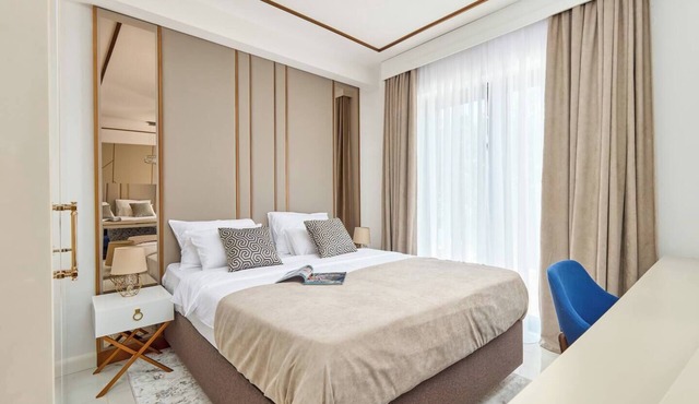 Moderna Luxury Apartments- Studio