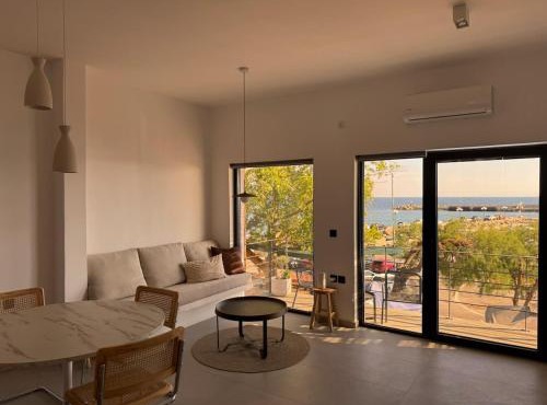 Molos Residence Plomari in Plomari